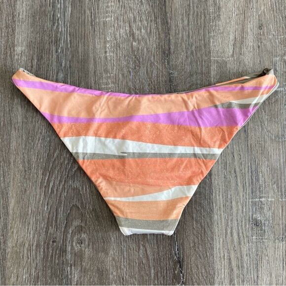 pRana Elina Reversible Swim Bottom Waves NWT Med - Picture 2 of 5